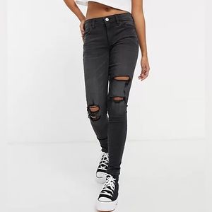 2 for $20 🎉 AE distressed jeans
